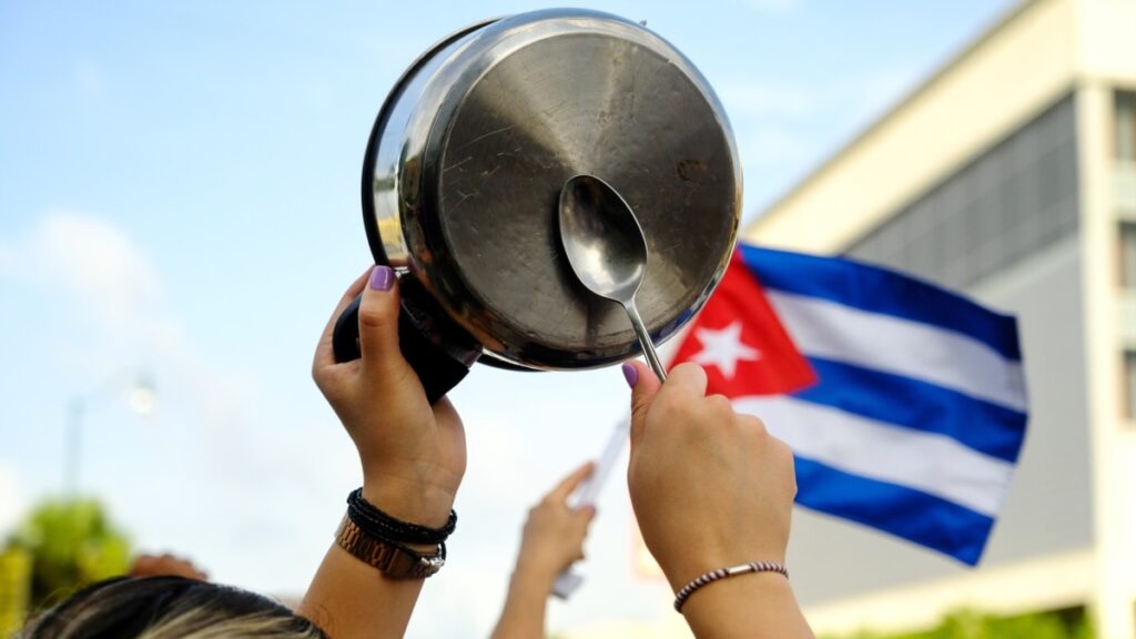 Protestas en varias provincias de Cuba por los apagones