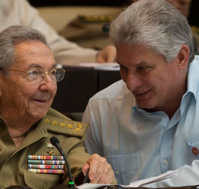 Wikipedia afirma que Cuba es una "democracia sin partidos"