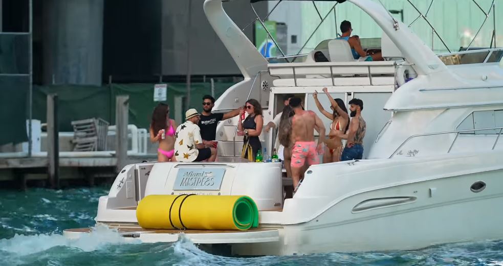 Boat Zone Miami River aguarda las mejores fiesta este fin de semana