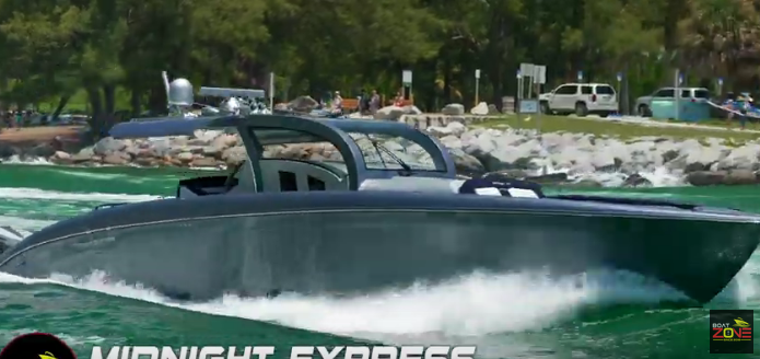 Midnight Express: vuelve la potencia a Boat Zone